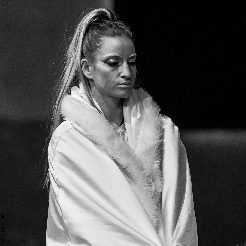 Haras Pin 20221103-0329